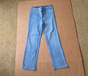 DG2 by Diane Gilman Light Blue Straight Leg Jeans
